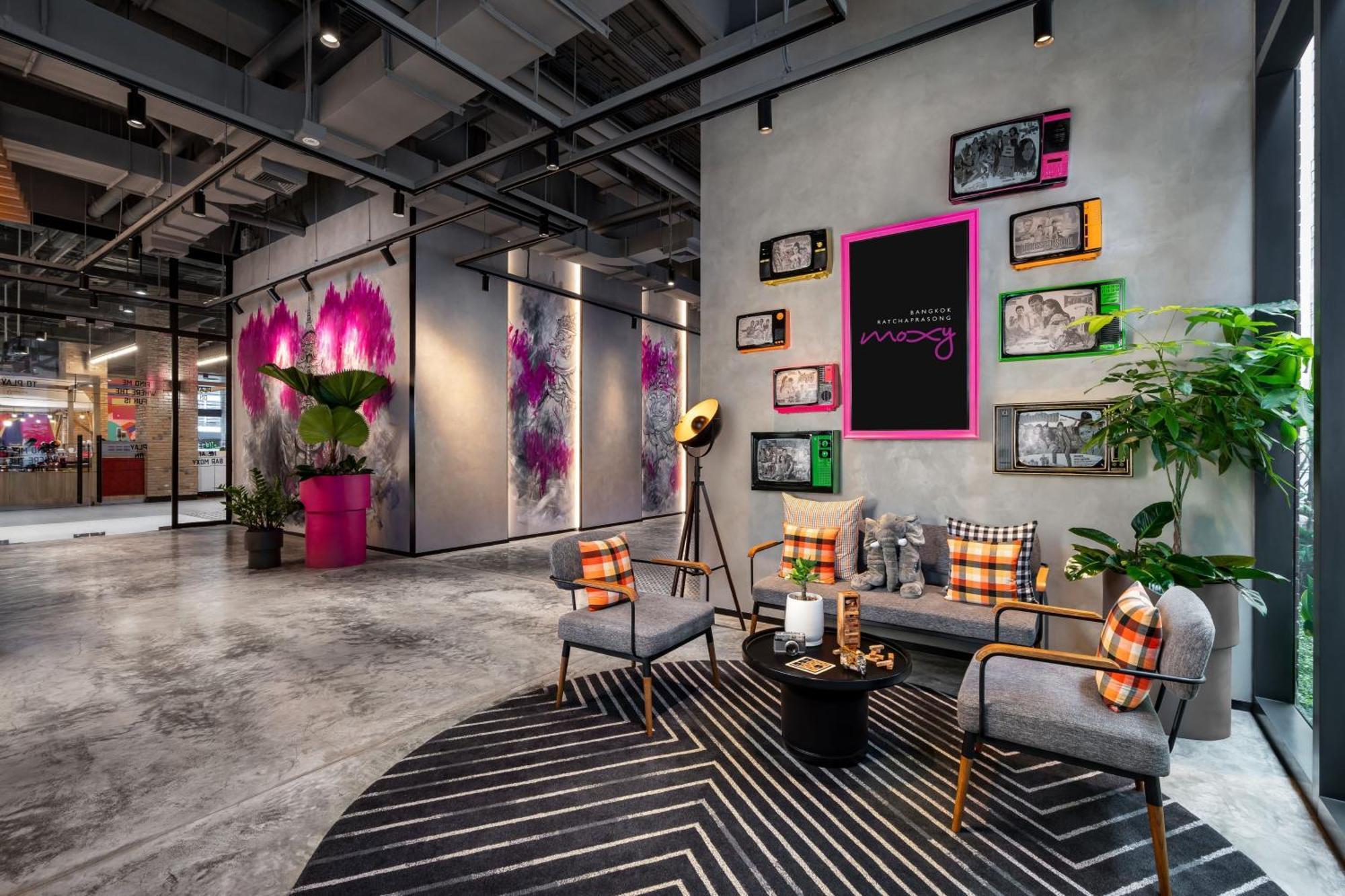 Moxy Bangkok Ratchaprasong Hotel Exterior foto