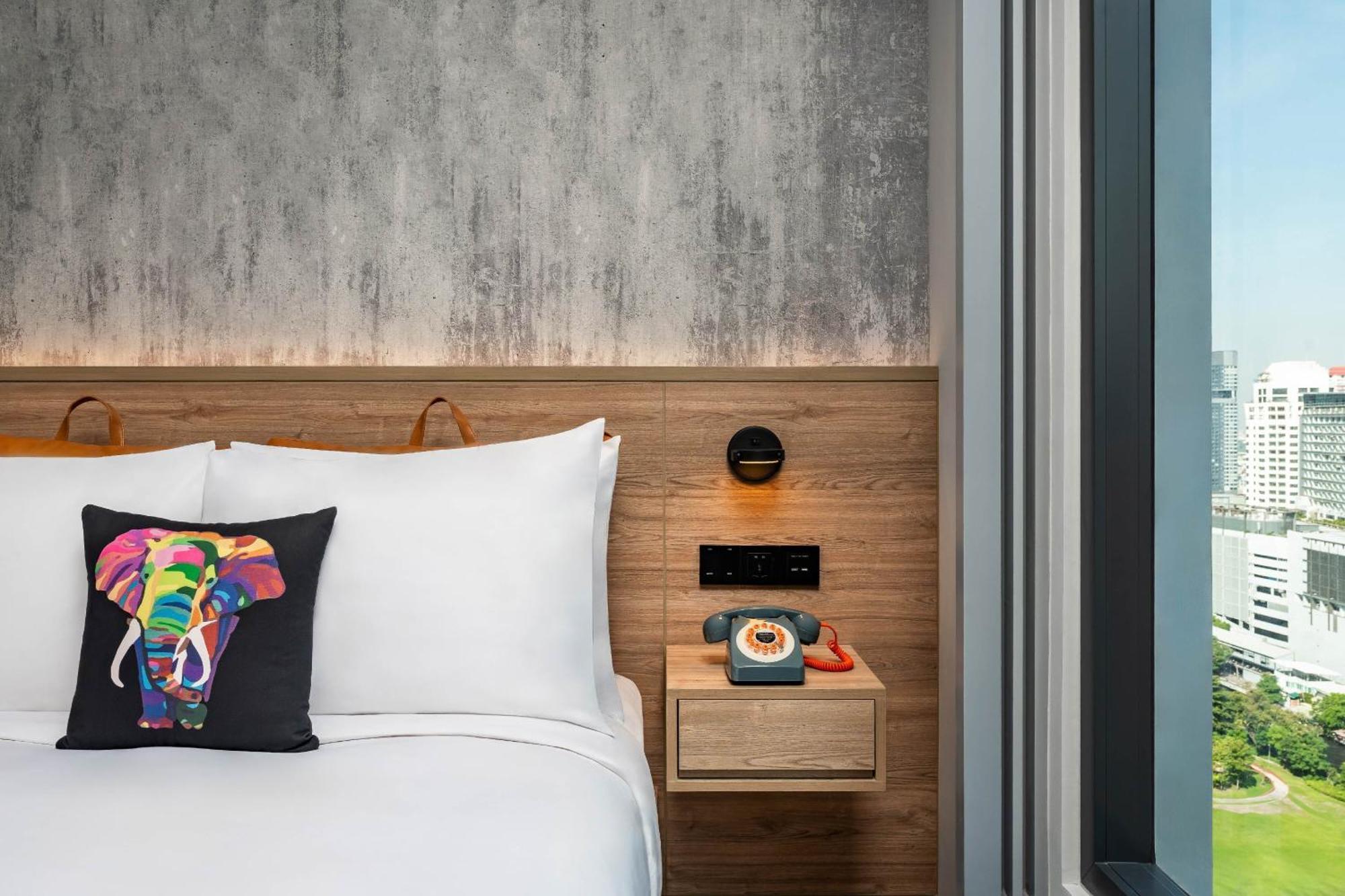 Moxy Bangkok Ratchaprasong Hotel Exterior foto