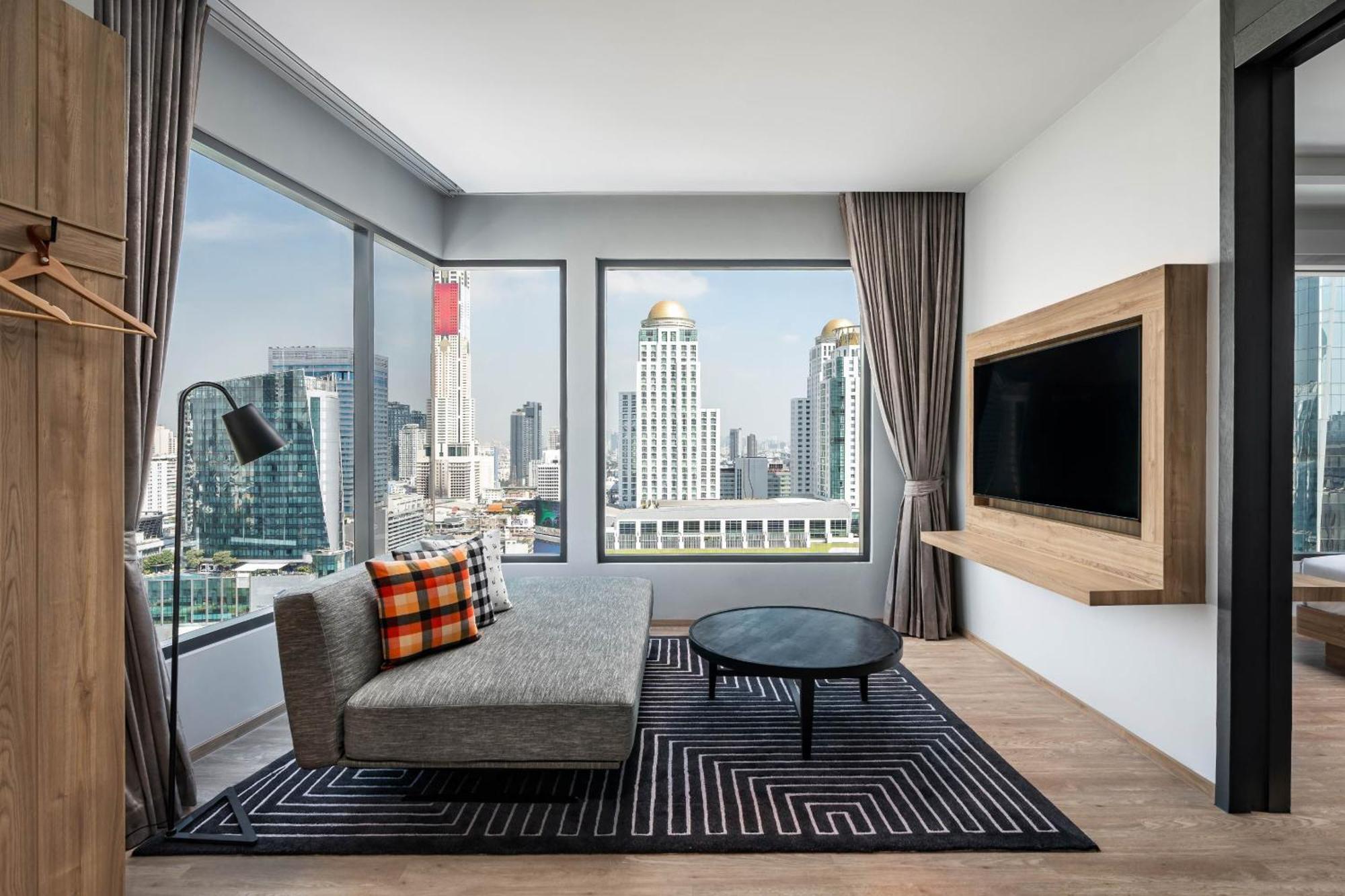 Moxy Bangkok Ratchaprasong Hotel Exterior foto